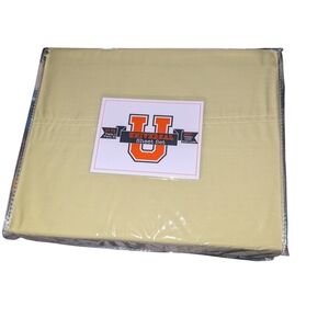 Universal Green Bedding Sheet Set